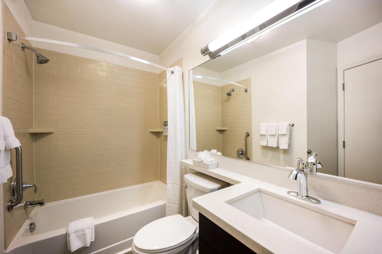 Sonesta Simply Suites Boston Braintree Bagian luar foto