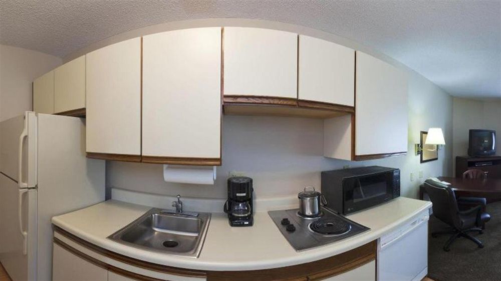 Sonesta Simply Suites Boston Braintree Bagian luar foto