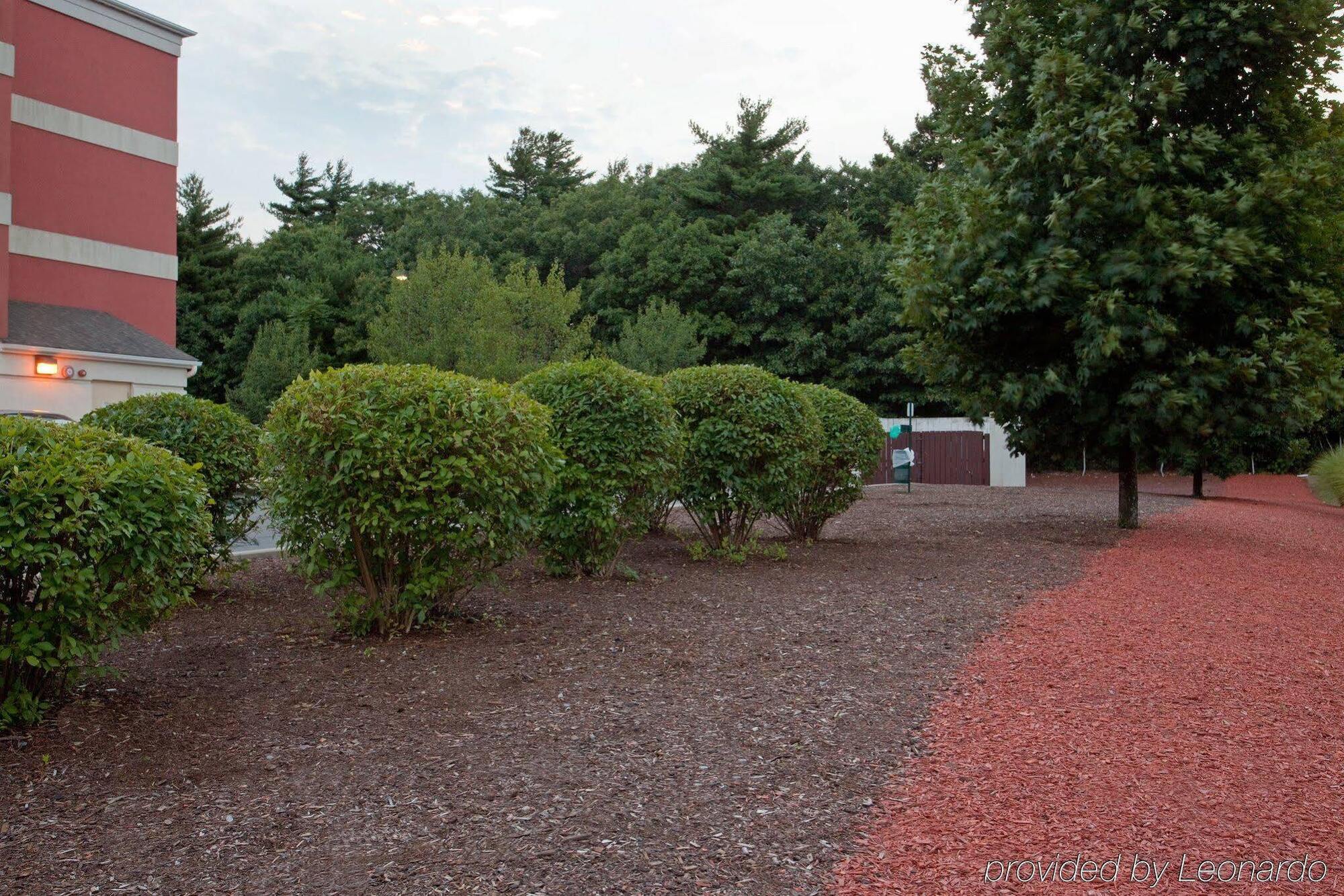 Sonesta Simply Suites Boston Braintree Bagian luar foto
